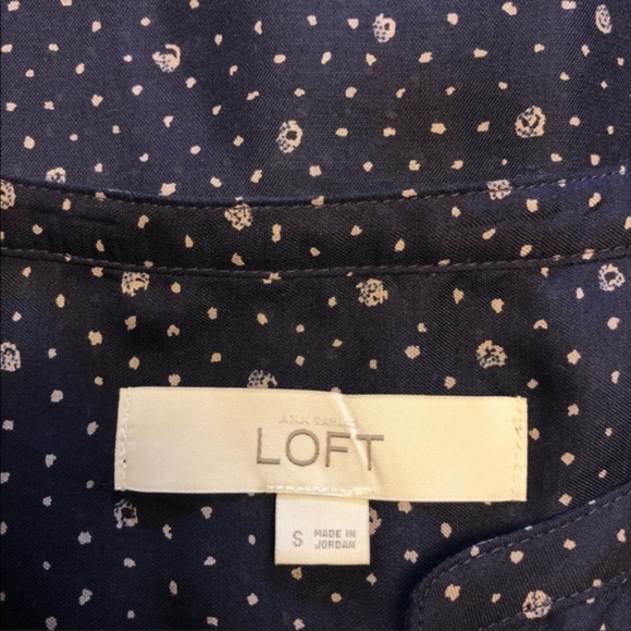 CLOSING SALE Navy Print Blouse Size Small - Picture 4 of 4